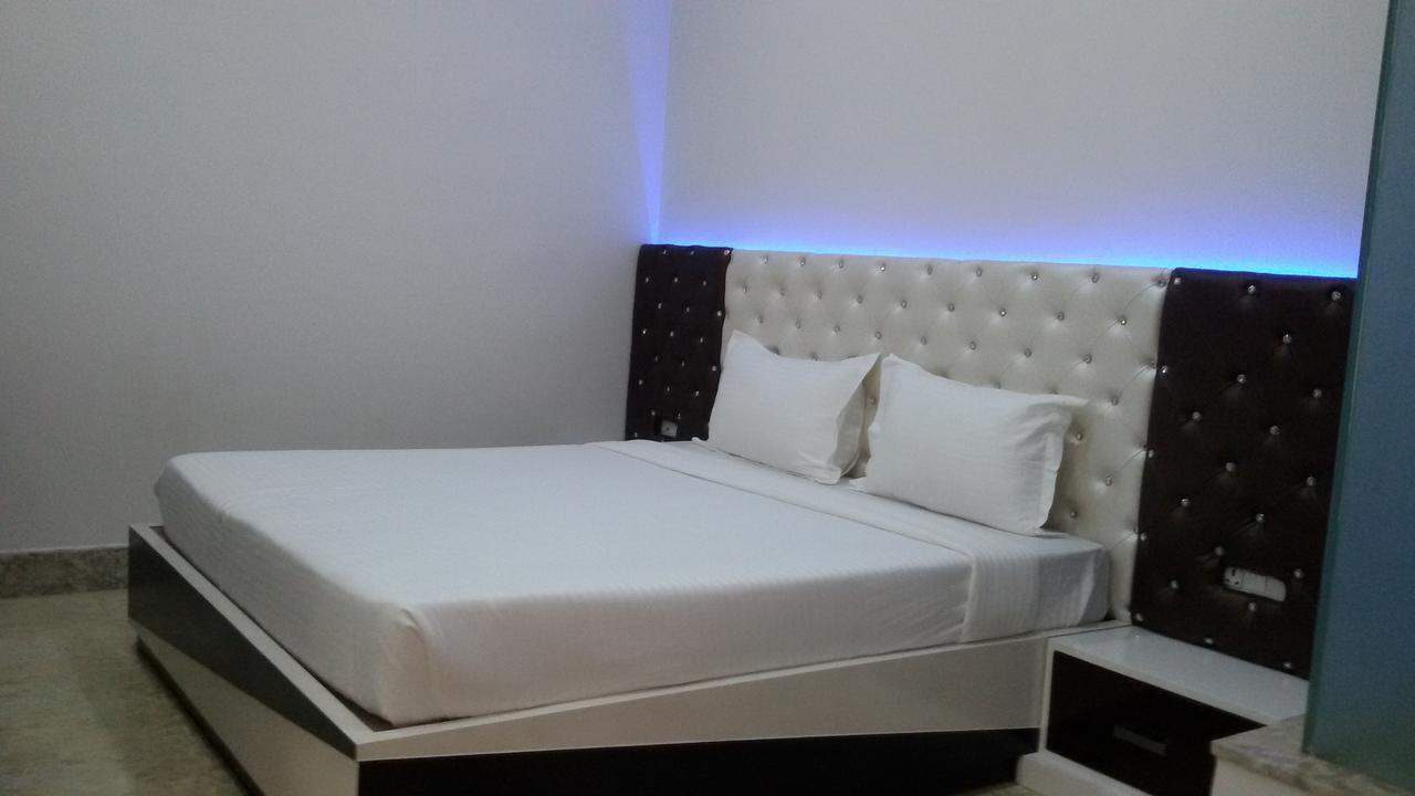 نيودلهي Hotel Royal International المظهر الخارجي الصورة