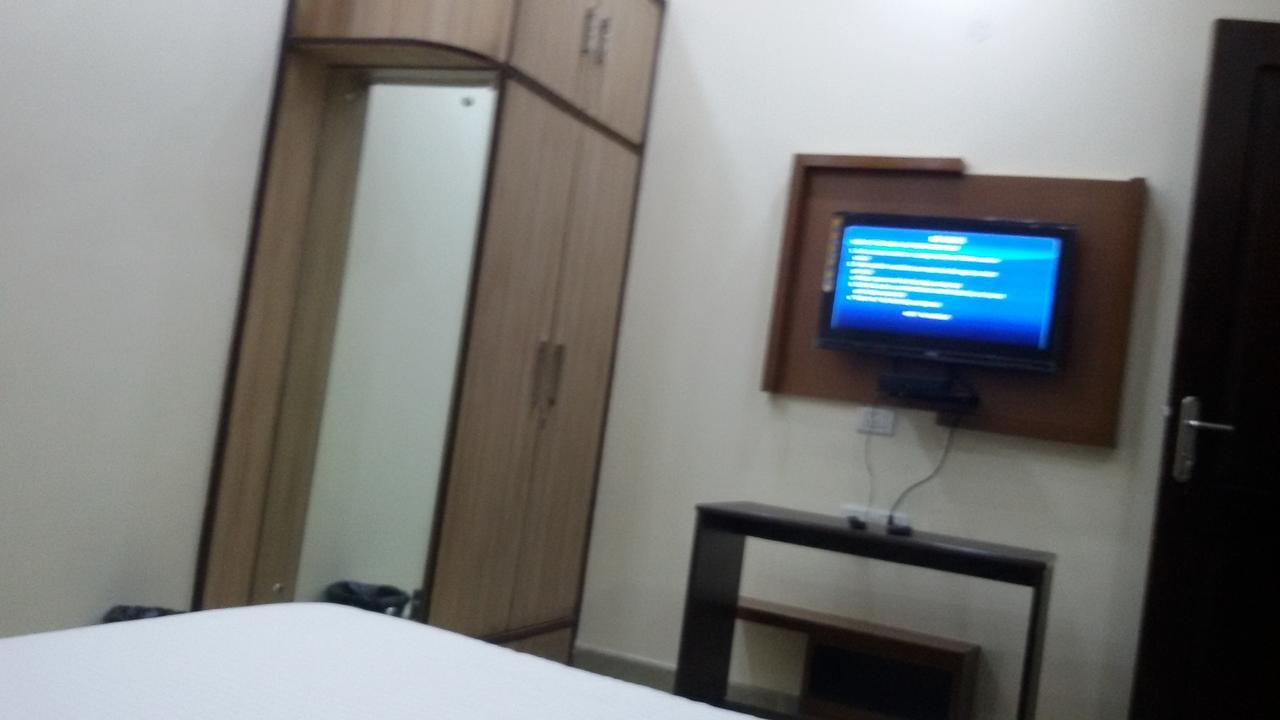 نيودلهي Hotel Royal International المظهر الخارجي الصورة